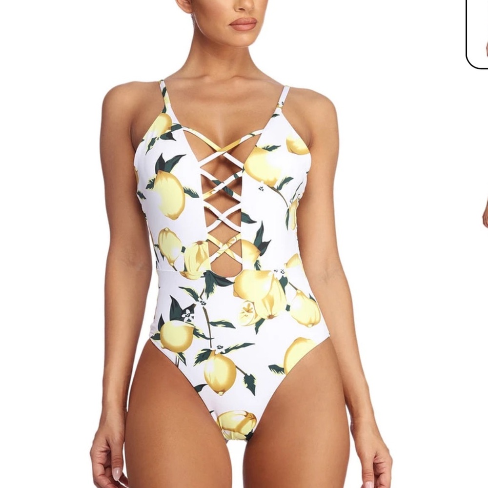 Dippin’ Daisy’s Lemon Print Caged One Piece Swimsuit Size S 🍋 $105